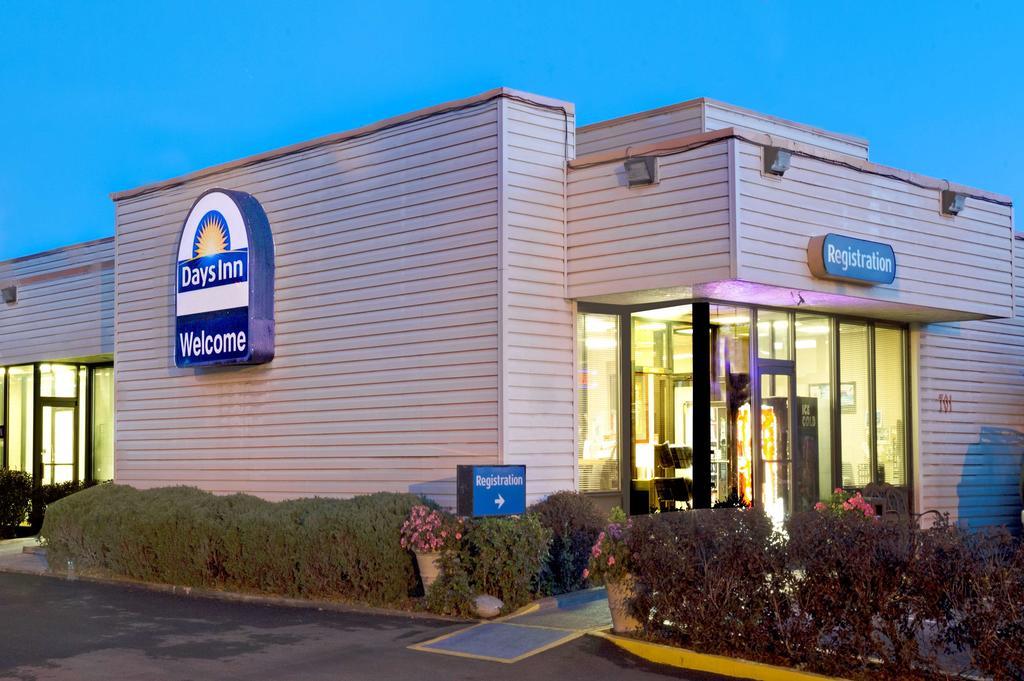 Americas Best Value Inn Рино Экстерьер фото