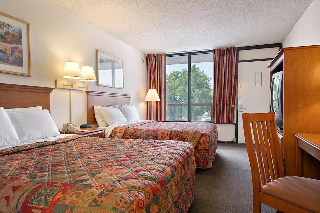 Americas Best Value Inn Рино Номер фото